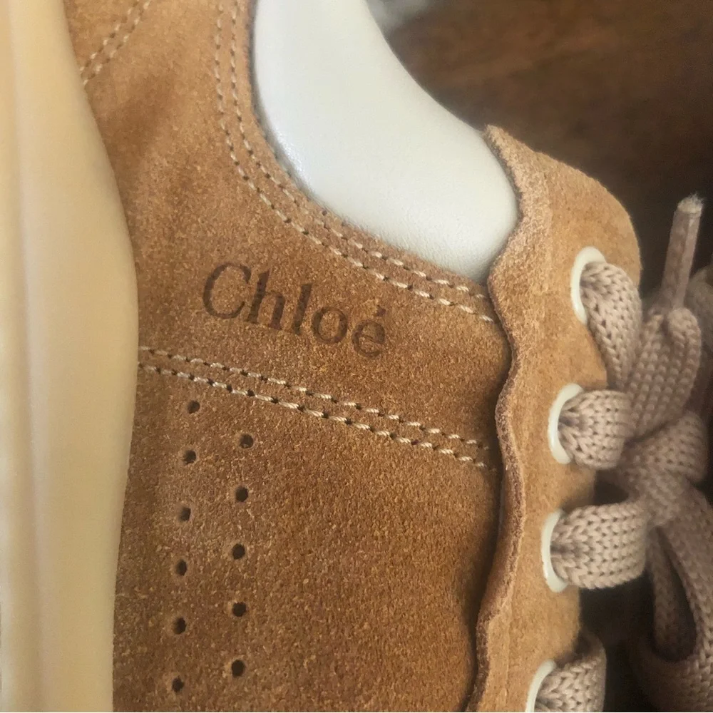 NIB $595 Chloé Franckie Low Top Sneaker (Women) in size 37!